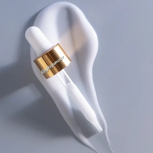 💧Farsáli Skintune Blur Perfecting Primer Serum💧